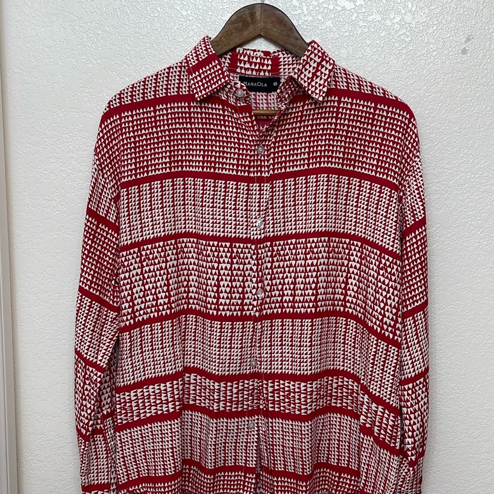 Original ManaOla longsleeve.